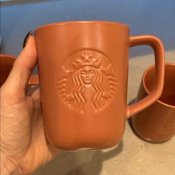 Starbucks terracotta mugs (set of 3) - Picture 5 of 11